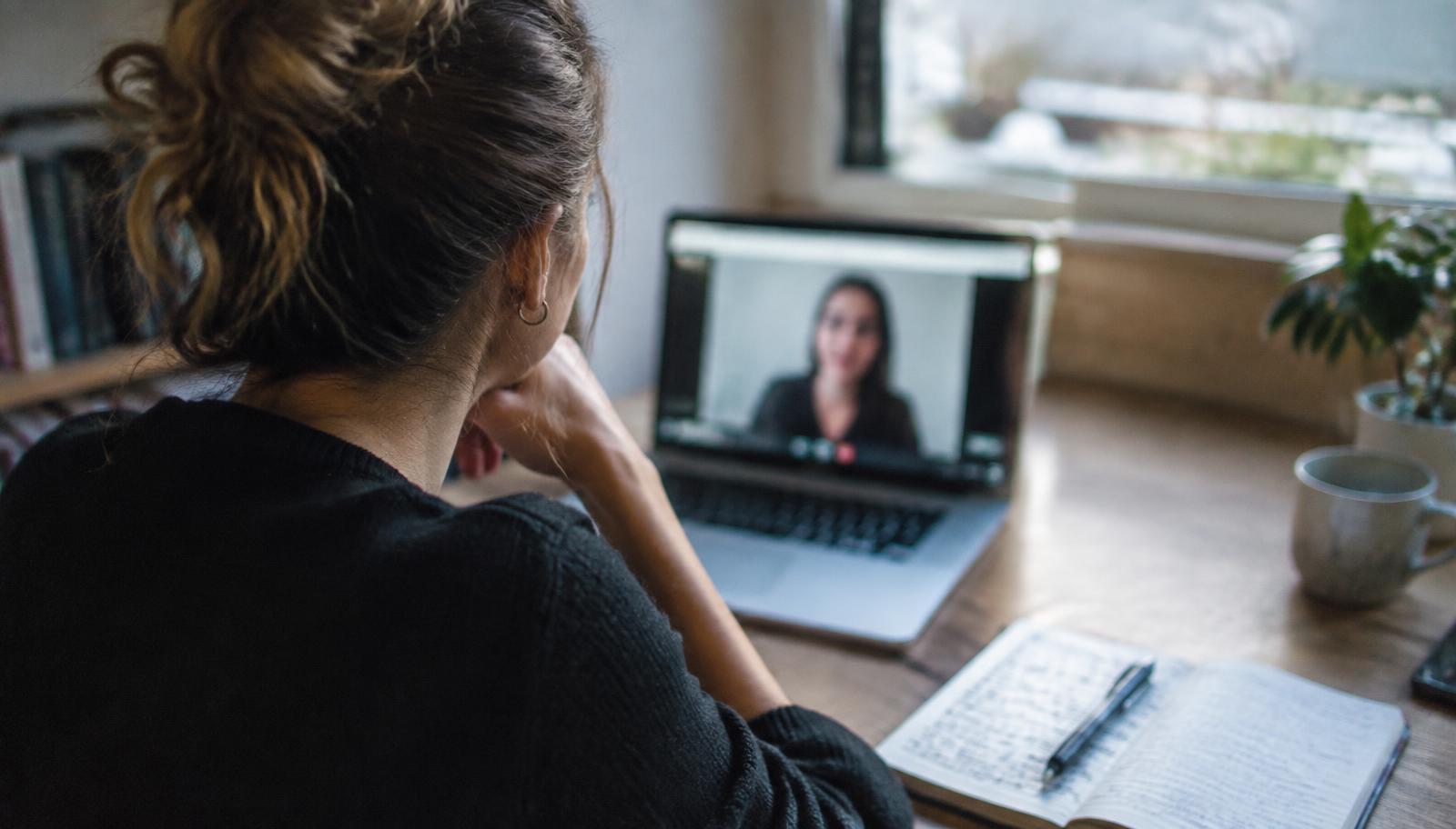 Remote Job Interview Questions and Answers: What Hiring Managers Ask in 2026